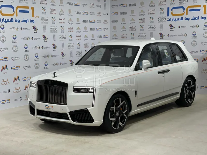 2025 رولز رويس كولينان بلاك بادج