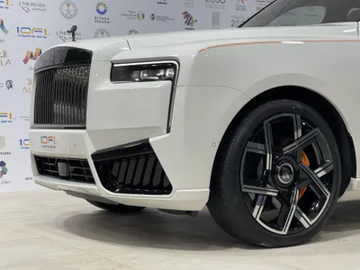 2025 رولز رويس كولينان بلاك بادج