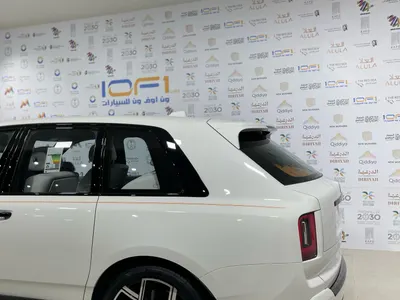 2025 رولز رويس كولينان بلاك بادج