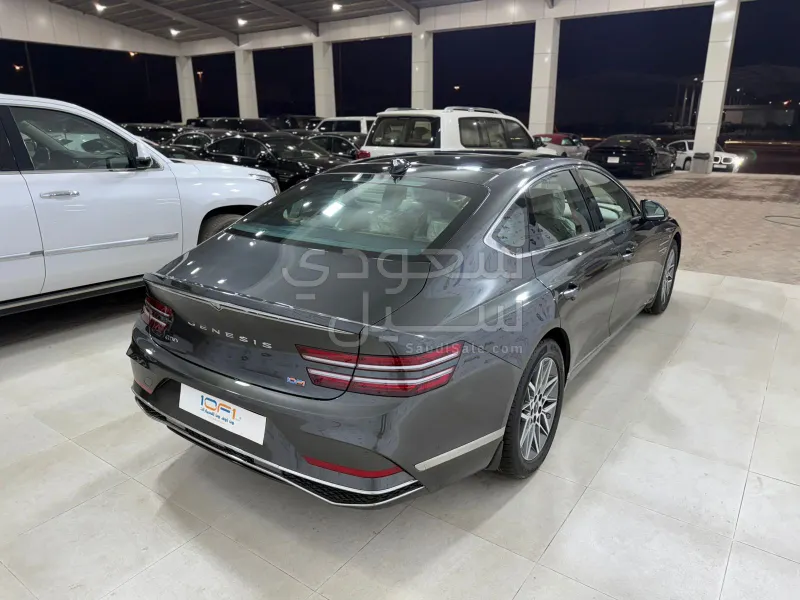 2026 جينيسيس جي 80