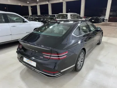 2026 جينيسيس جي 80