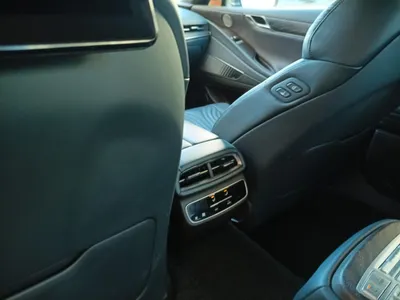 2021 جينيسيس جي 80 رويال