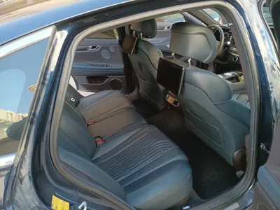 2021 جينيسيس جي 80 رويال