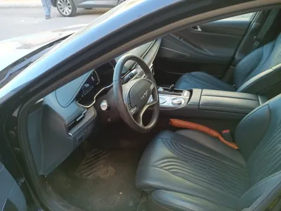 2021 جينيسيس جي 80 رويال