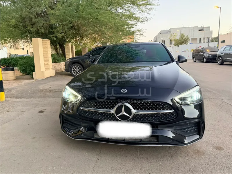 2023 مرسيدس - بنز سي 300