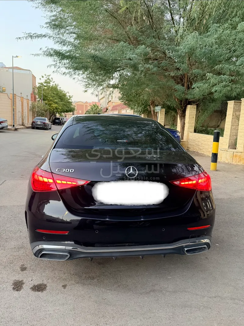 2023 مرسيدس - بنز سي 300