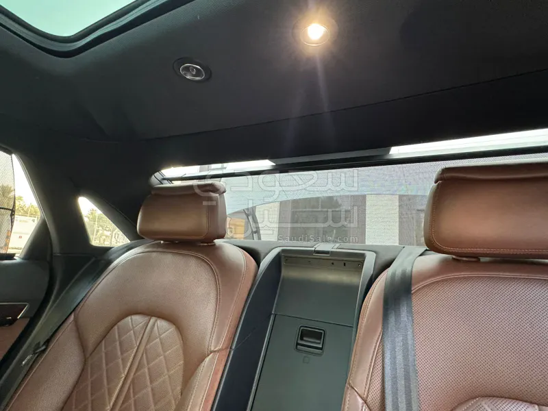 2012 اودي اي 8 ال النسخة السعودية