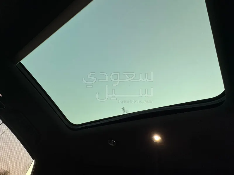 2012 اودي اي 8 ال النسخة السعودية