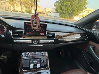 2012 اودي اي 8 ال النسخة السعودية