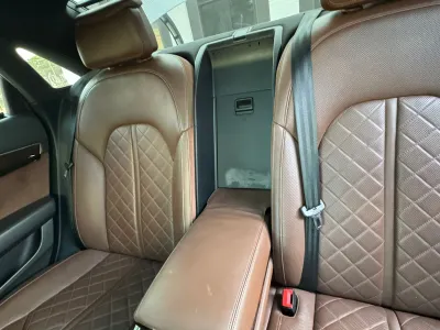 2012 اودي اي 8 ال النسخة السعودية