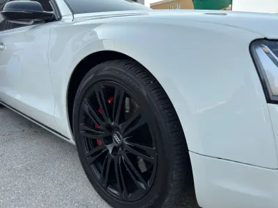 2012 اودي اي 8 ال النسخة السعودية