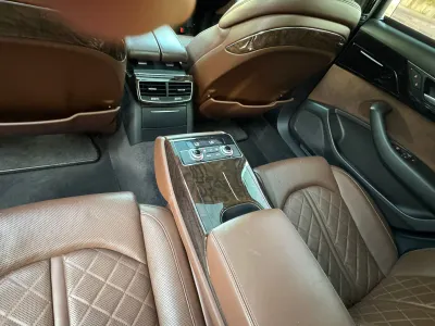 2012 اودي اي 8 ال النسخة السعودية