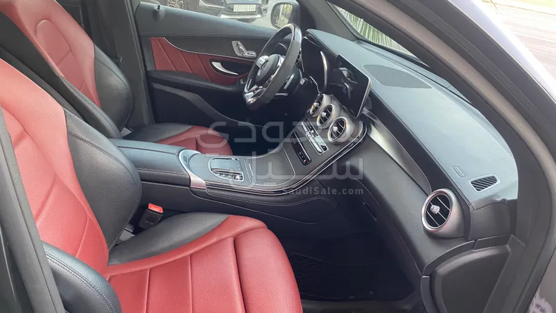 2020 مرسيدس - بنز جي إل سي 200 كوب