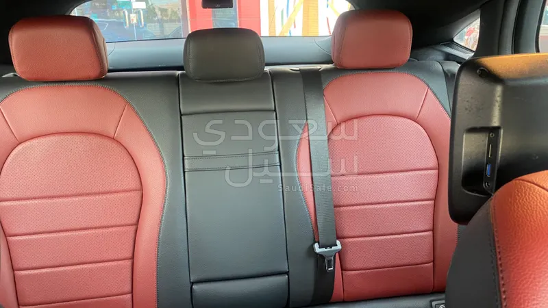 2020 مرسيدس - بنز جي إل سي 200 كوب