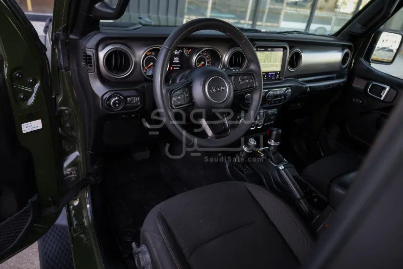 2023 جييب رانجلر سبورت