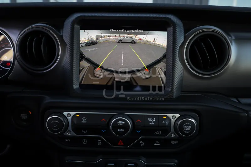 2023 جييب رانجلر سبورت