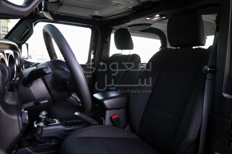 2023 جييب رانجلر سبورت