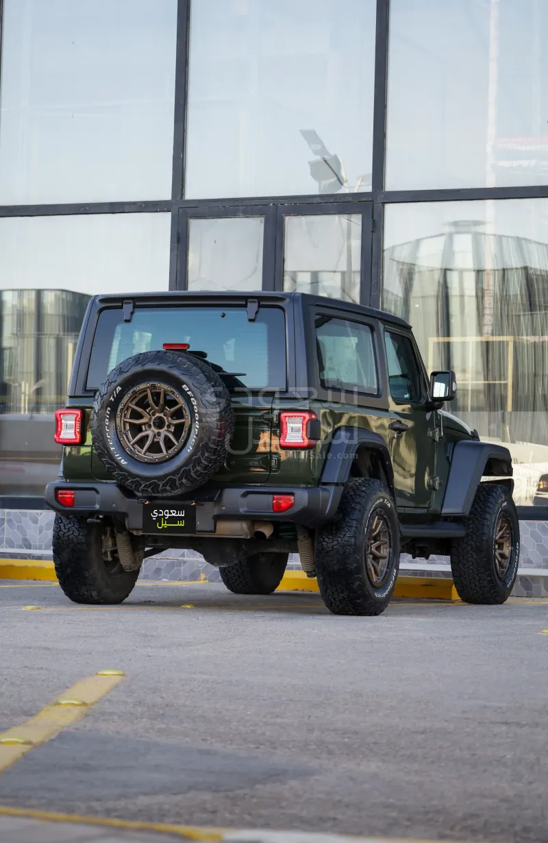 2023 جييب رانجلر سبورت