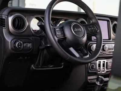 2023 جييب رانجلر سبورت