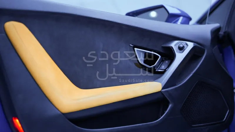 2015 لمبرجيني هوراكان