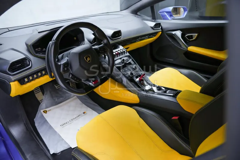 2015 لمبرجيني هوراكان