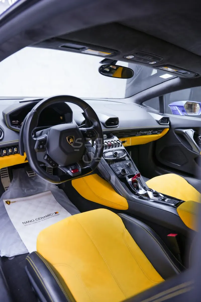 2015 لمبرجيني هوراكان