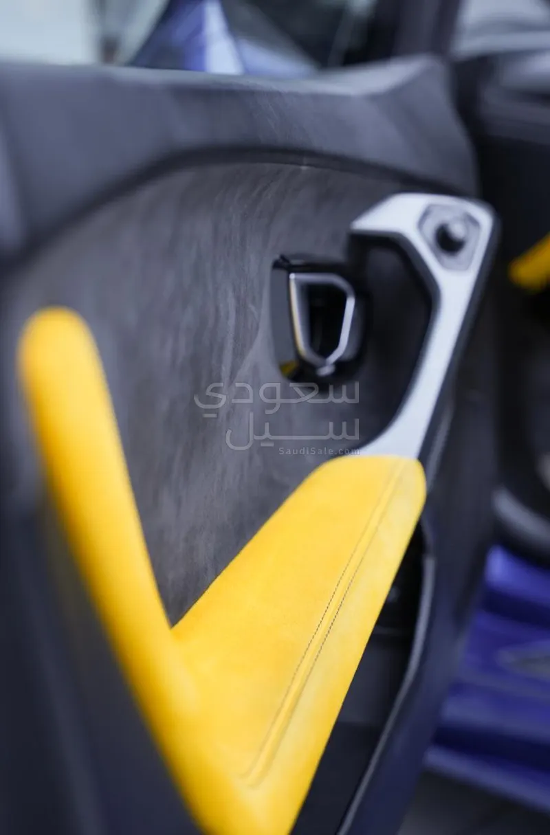 2015 لمبرجيني هوراكان