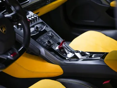 2015 لمبرجيني هوراكان