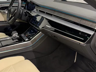 2023 اودي اي 8 ال النسخة السعودية