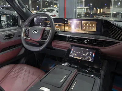 2025 انفينيتي كيو اكس 80