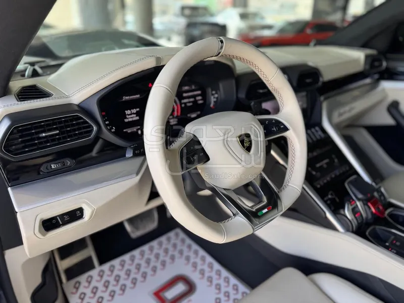 2019 لمبرجيني اوروس