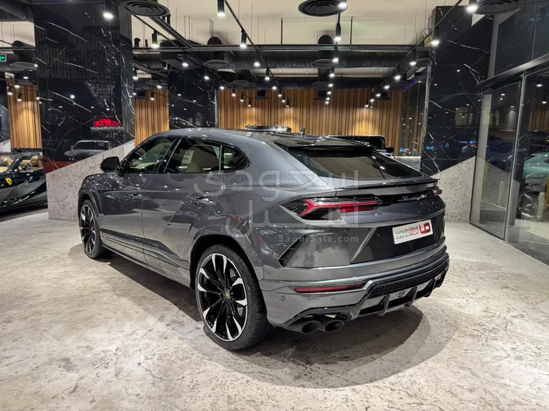 2019 لمبرجيني اوروس