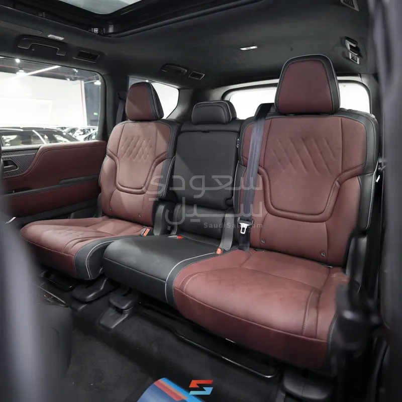 2025 انفينيتي كيو اكس 80