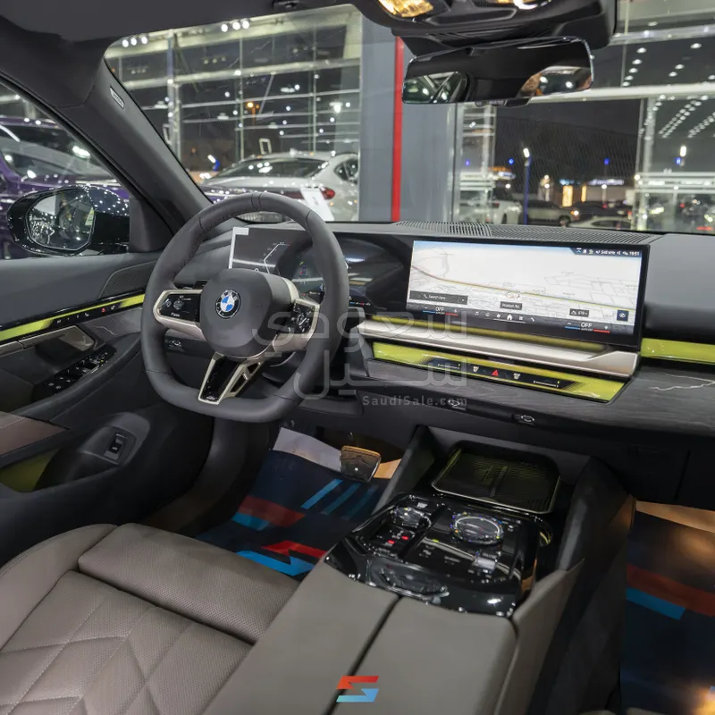 2026 بي ام دبليو الفئة الخامسة 520 أي