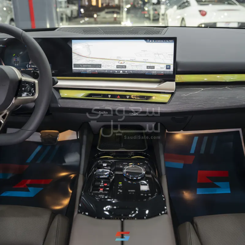 2026 بي ام دبليو الفئة الخامسة 520 أي