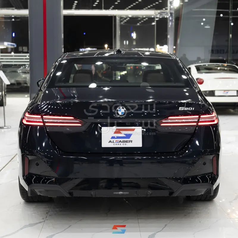 2026 بي ام دبليو الفئة الخامسة 520 أي