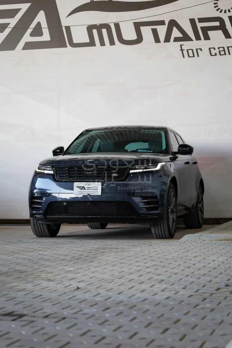 2025 Land Rover Range Rover Velar SE