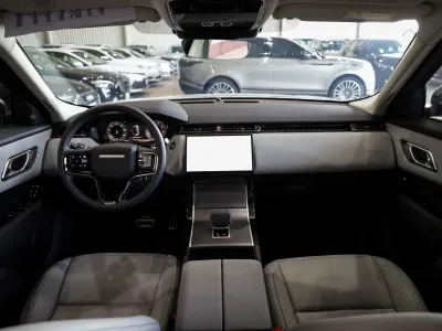 2025 Land Rover Range Rover Velar SE