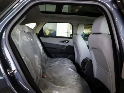 2025 Land Rover Range Rover Velar SE