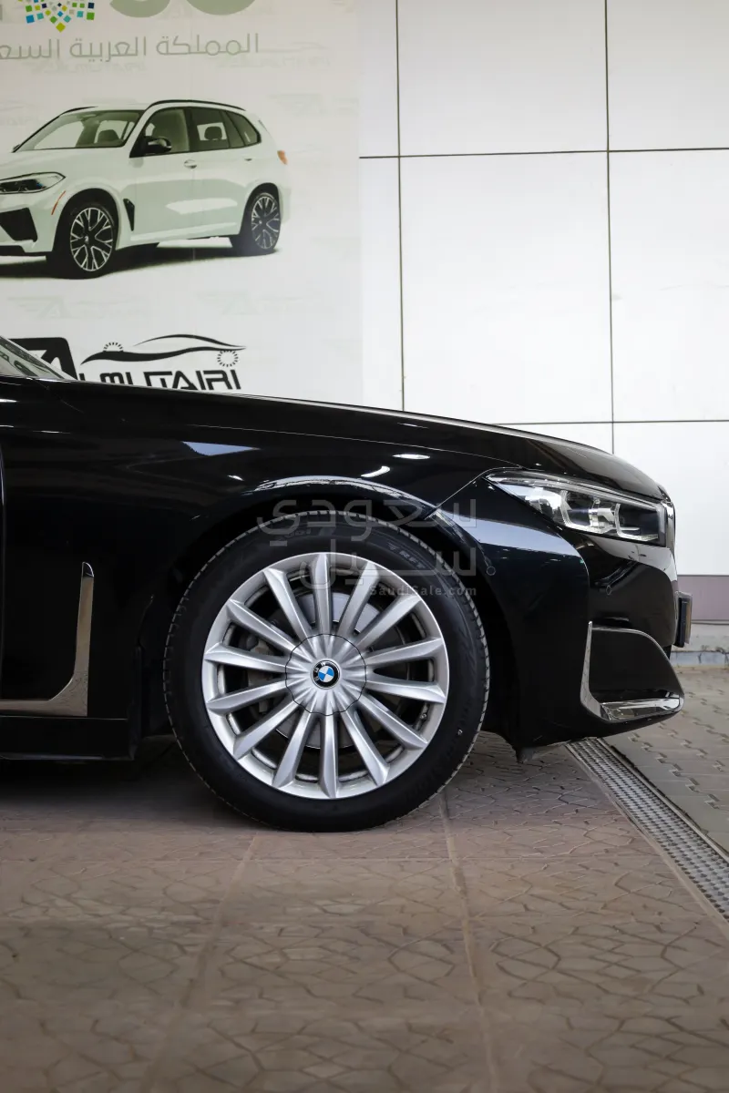 2022 BMW 7 Series 730Li