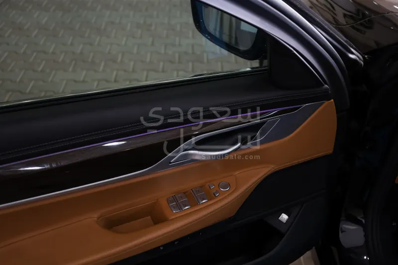 2022 BMW 7 Series 730Li