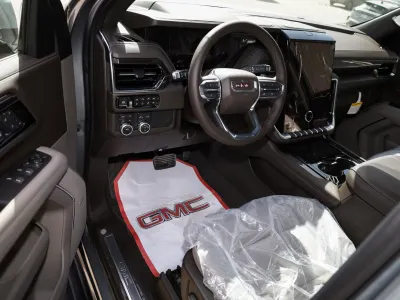 2025 جي ام سي يوكون اليفيشن