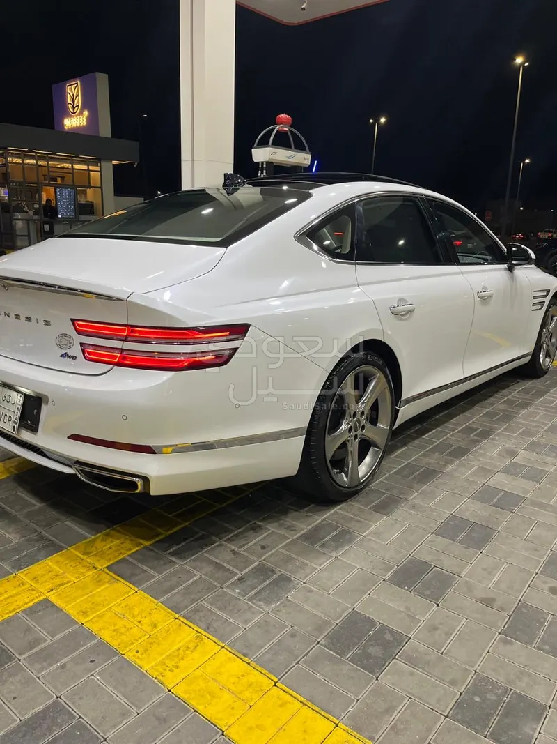 2021 جينيسيس جي 80 رويال