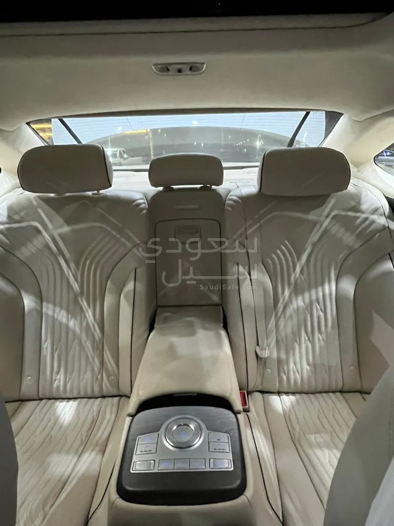 2021 جينيسيس جي 80 رويال