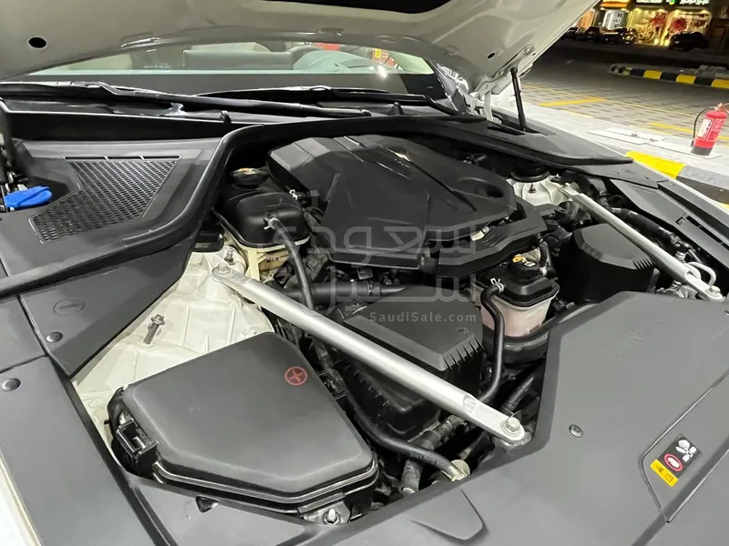 2021 جينيسيس جي 80 رويال