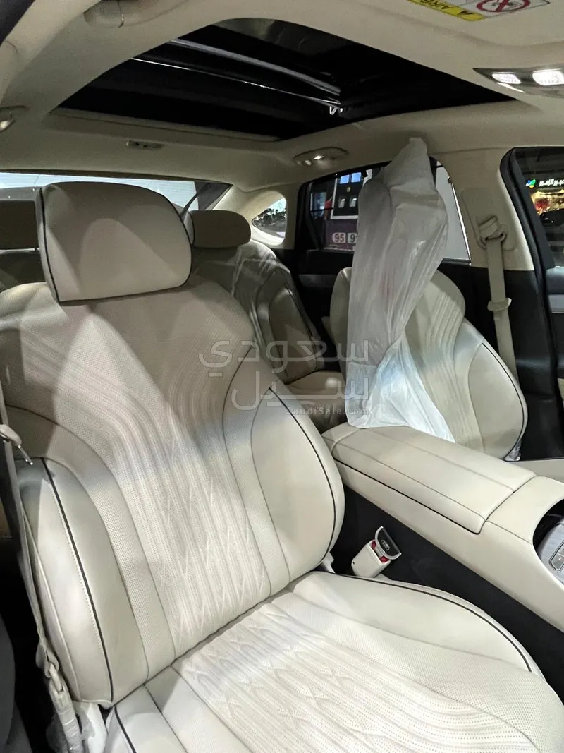 2021 جينيسيس جي 80 رويال