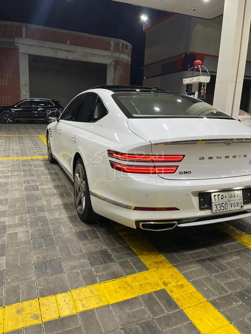 2021 جينيسيس جي 80 رويال