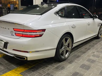 2021 جينيسيس جي 80 رويال