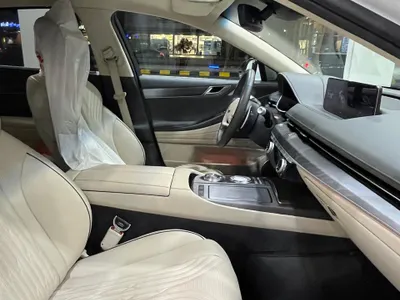 2021 جينيسيس جي 80 رويال