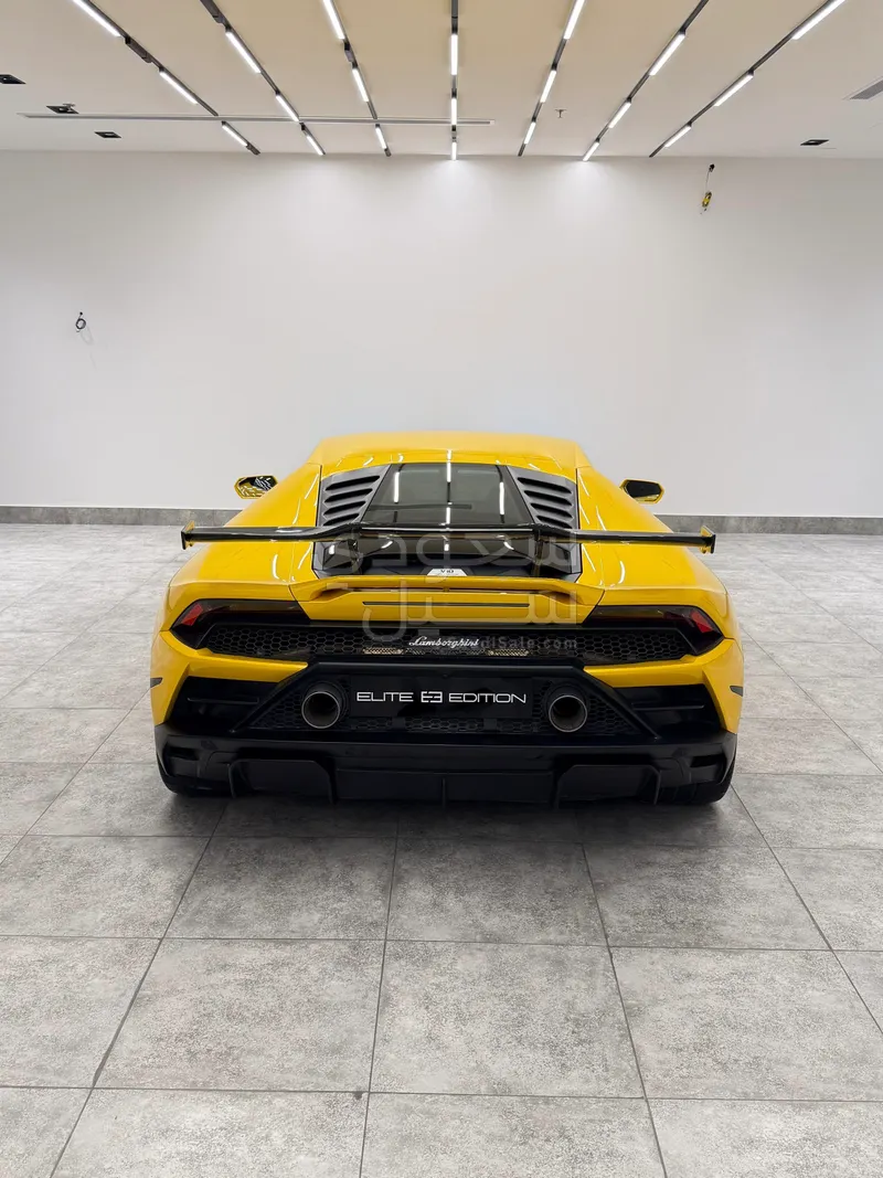 2021 لمبرجيني هوراكان ايفو